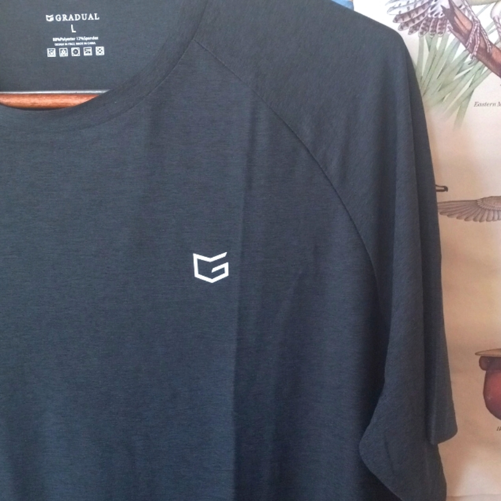 Gradual Men's Workout Tee Grey Large NWOT - Picture 3 of 4